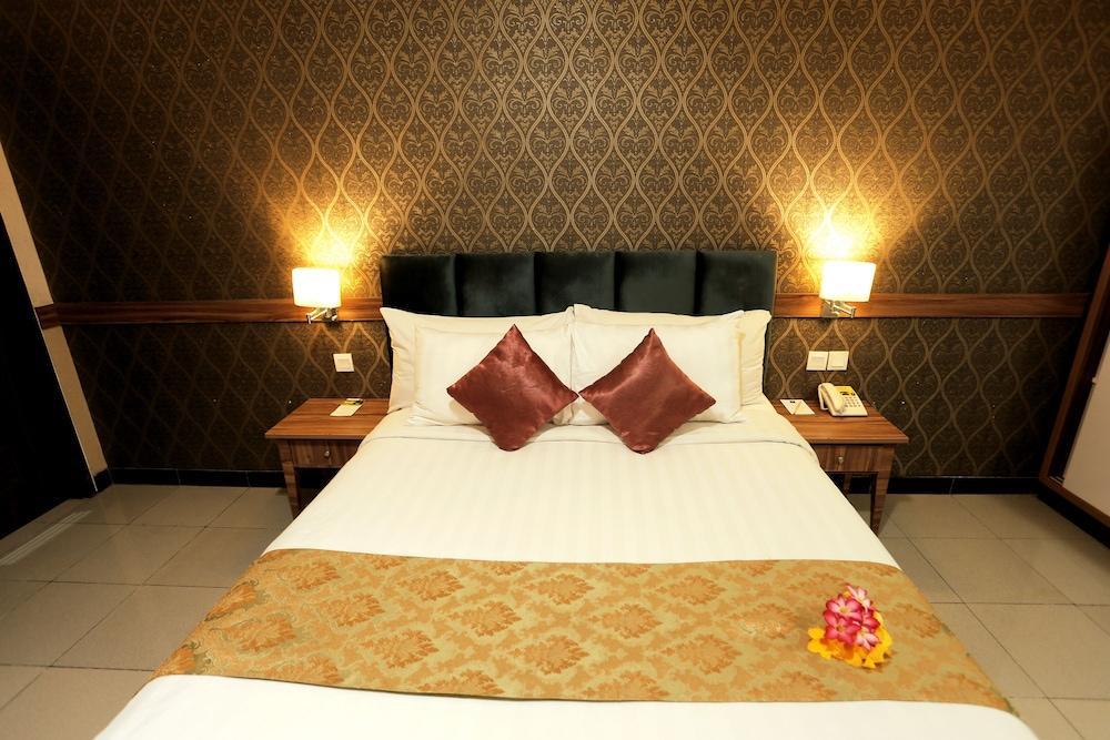 Amarelo Hotel Solo Εξωτερικό φωτογραφία
