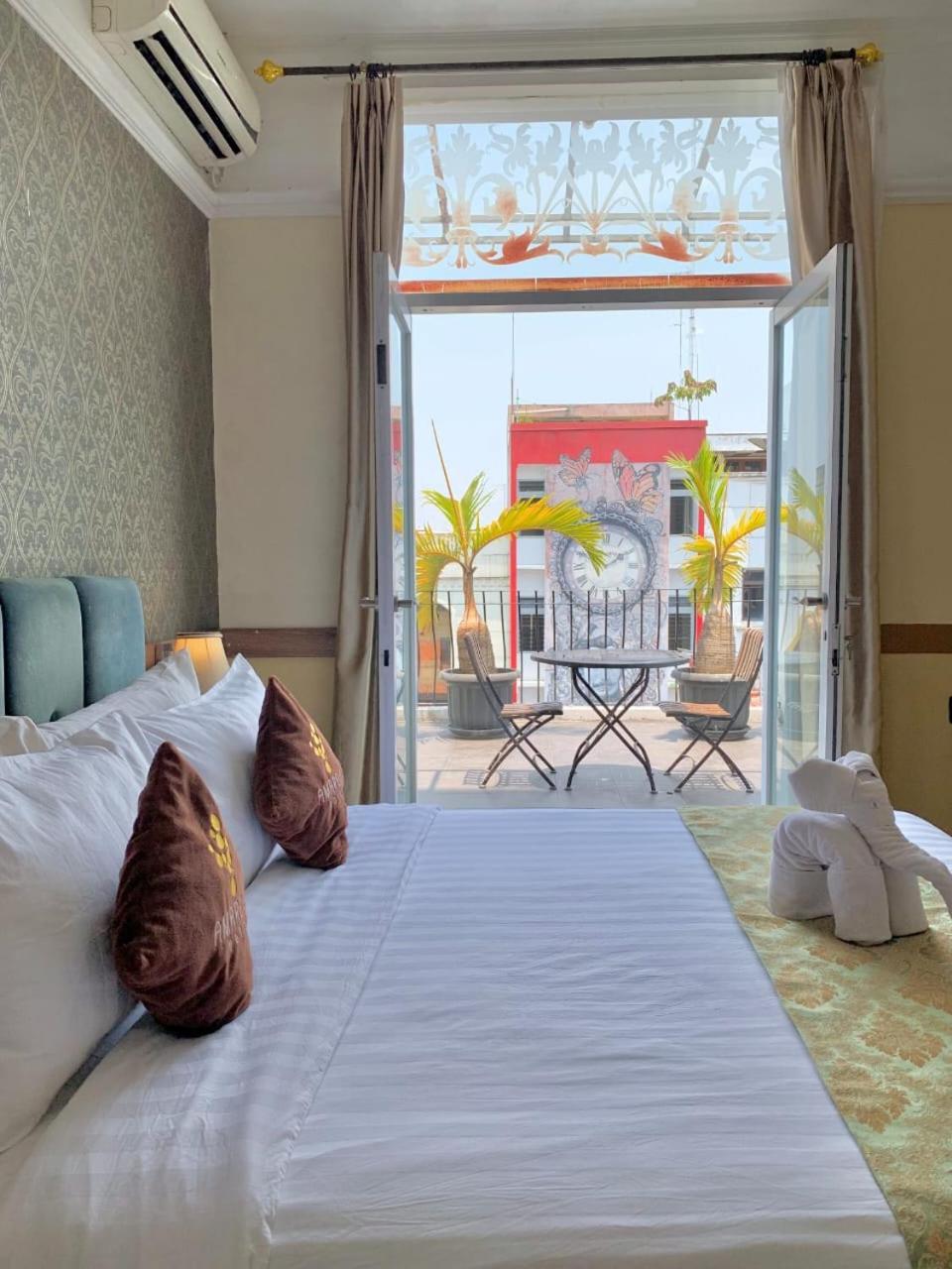Amarelo Hotel Solo Εξωτερικό φωτογραφία