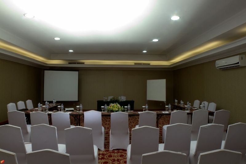 Amarelo Hotel Solo Εξωτερικό φωτογραφία