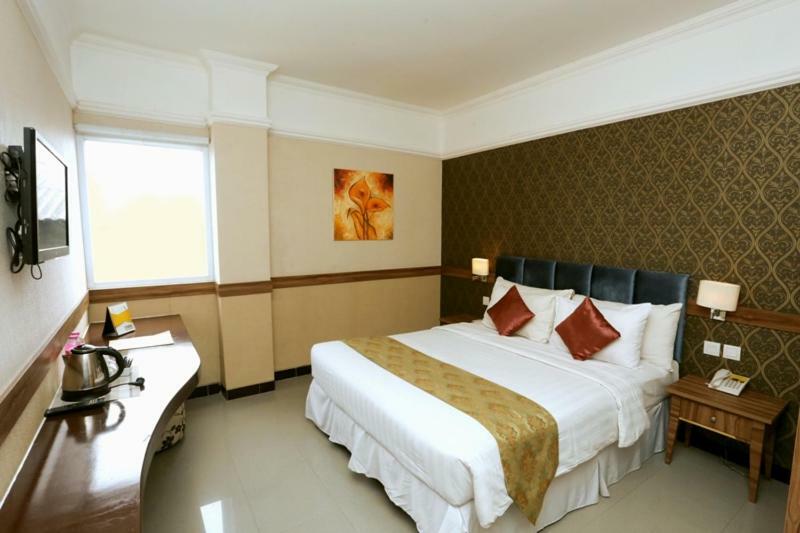 Amarelo Hotel Solo Εξωτερικό φωτογραφία